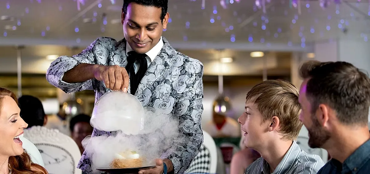 2- WONDERLAND <br> COCINA IMAGINATIVA Y PUESTA EN ESCENA