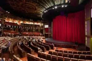 Espectáculos en el Teatro Celebrity