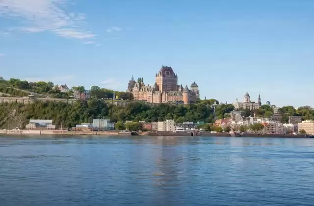 Llegar a Quebec por el río