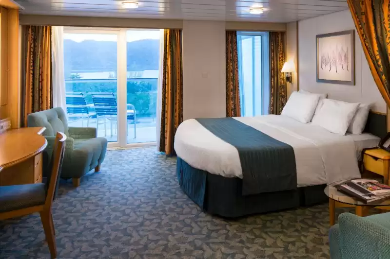 Cabina con vista al mar y balcón